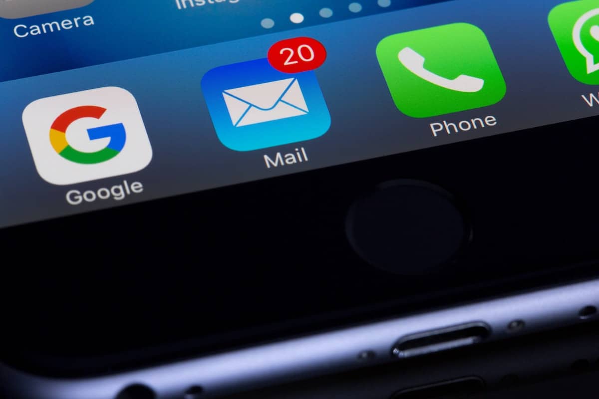wordpress-not-sending-email-featured-image-clio-websites